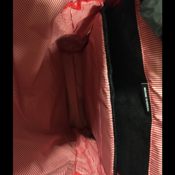 NWT Herschel Little America Backpack main image 4